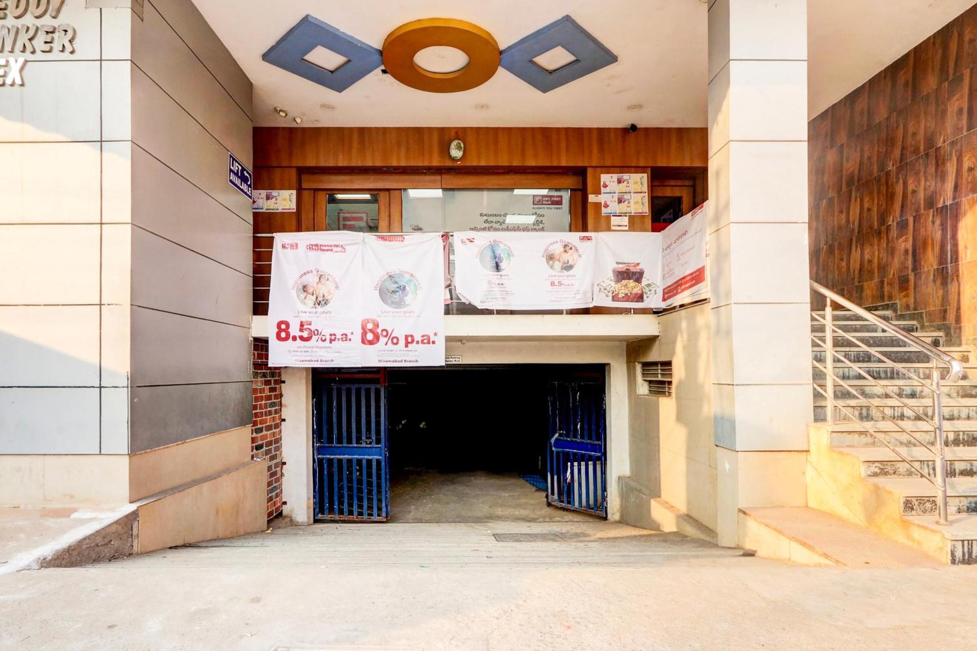 Hotel O Moon Light Nizamabad Kültér fotó