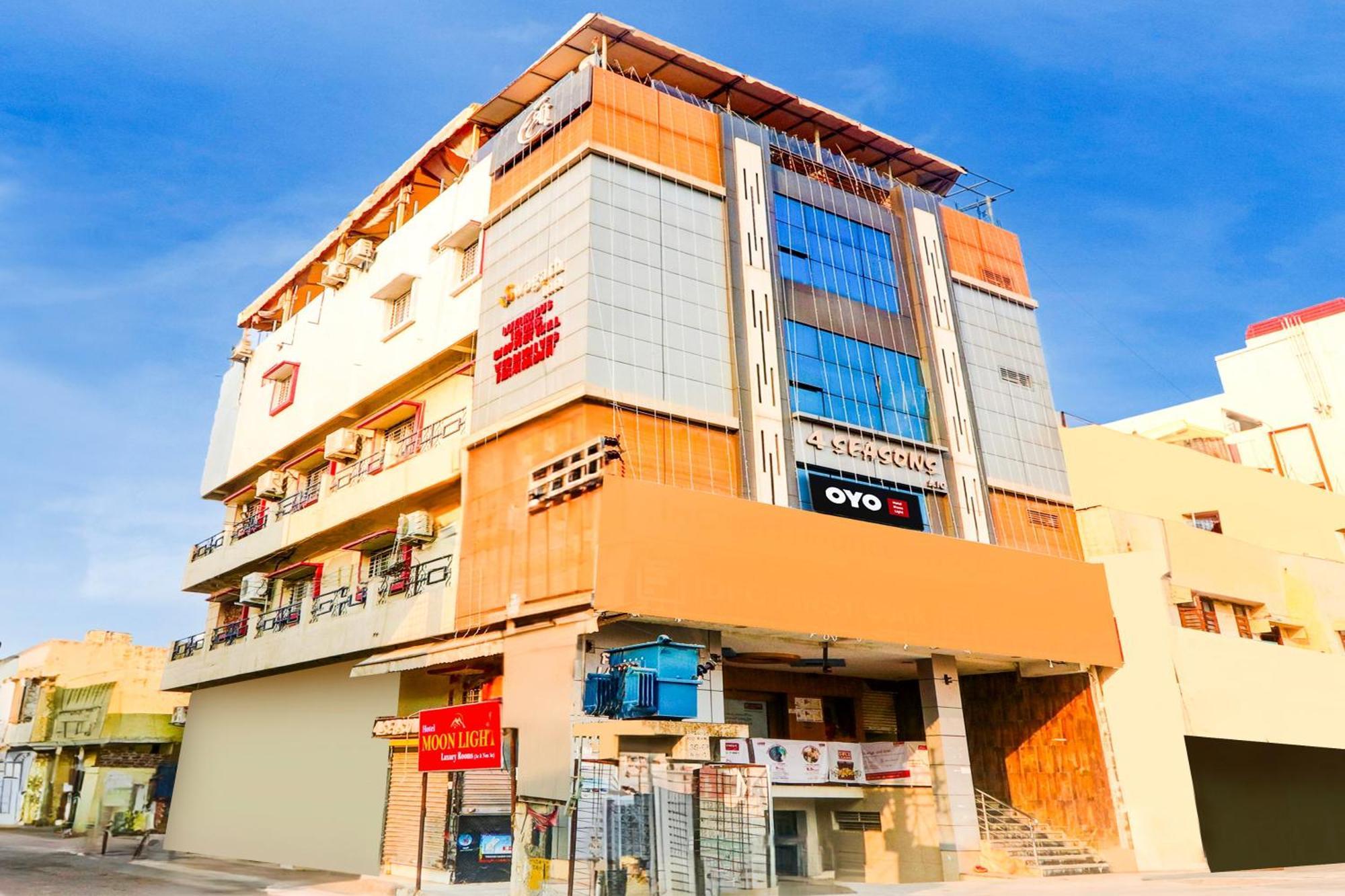 Hotel O Moon Light Nizamabad Kültér fotó