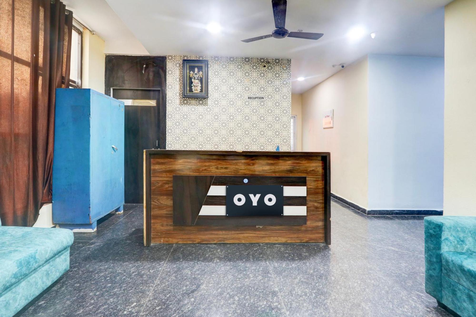 Hotel O Moon Light Nizamabad Kültér fotó