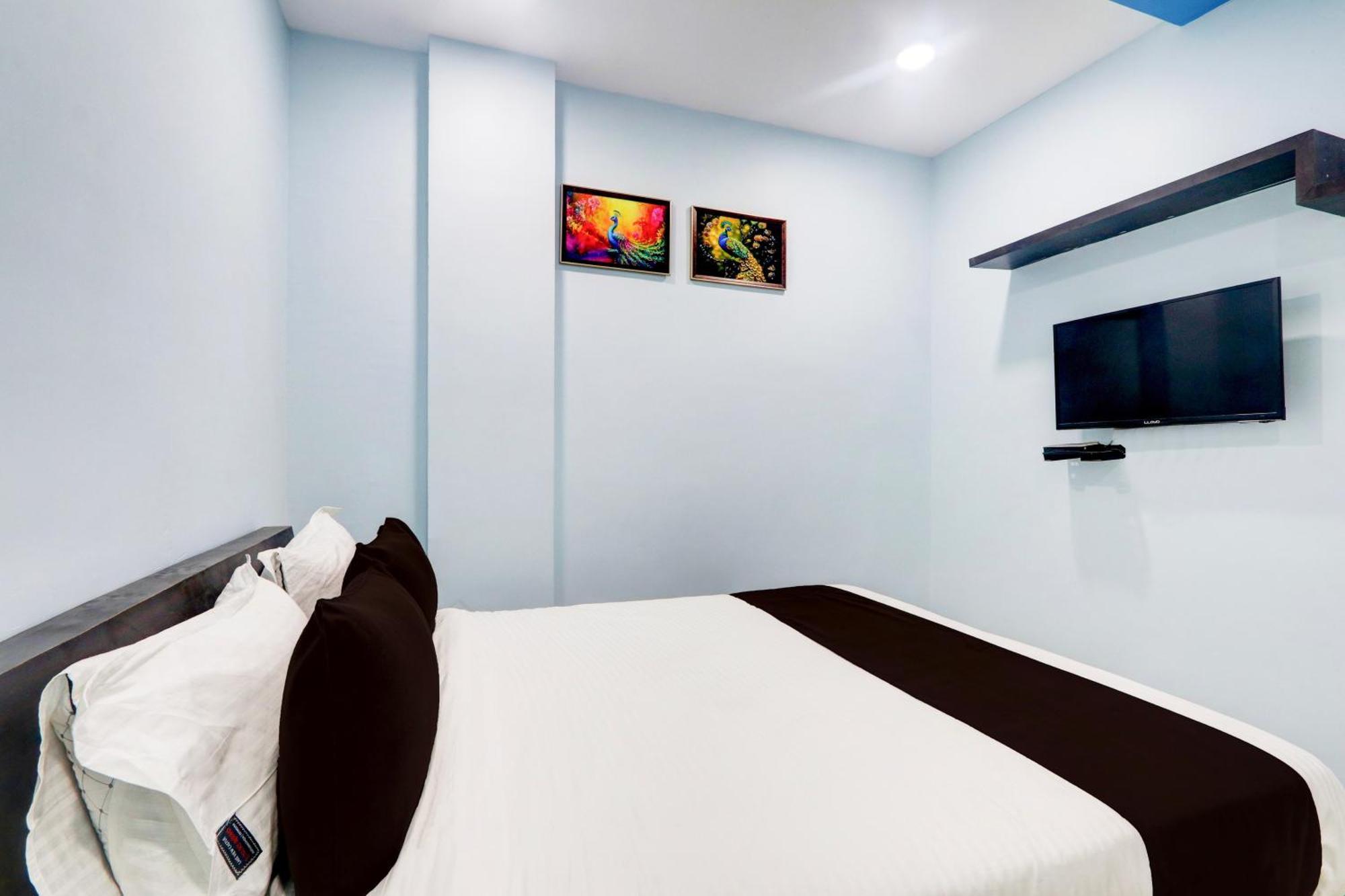 Hotel O Moon Light Nizamabad Kültér fotó