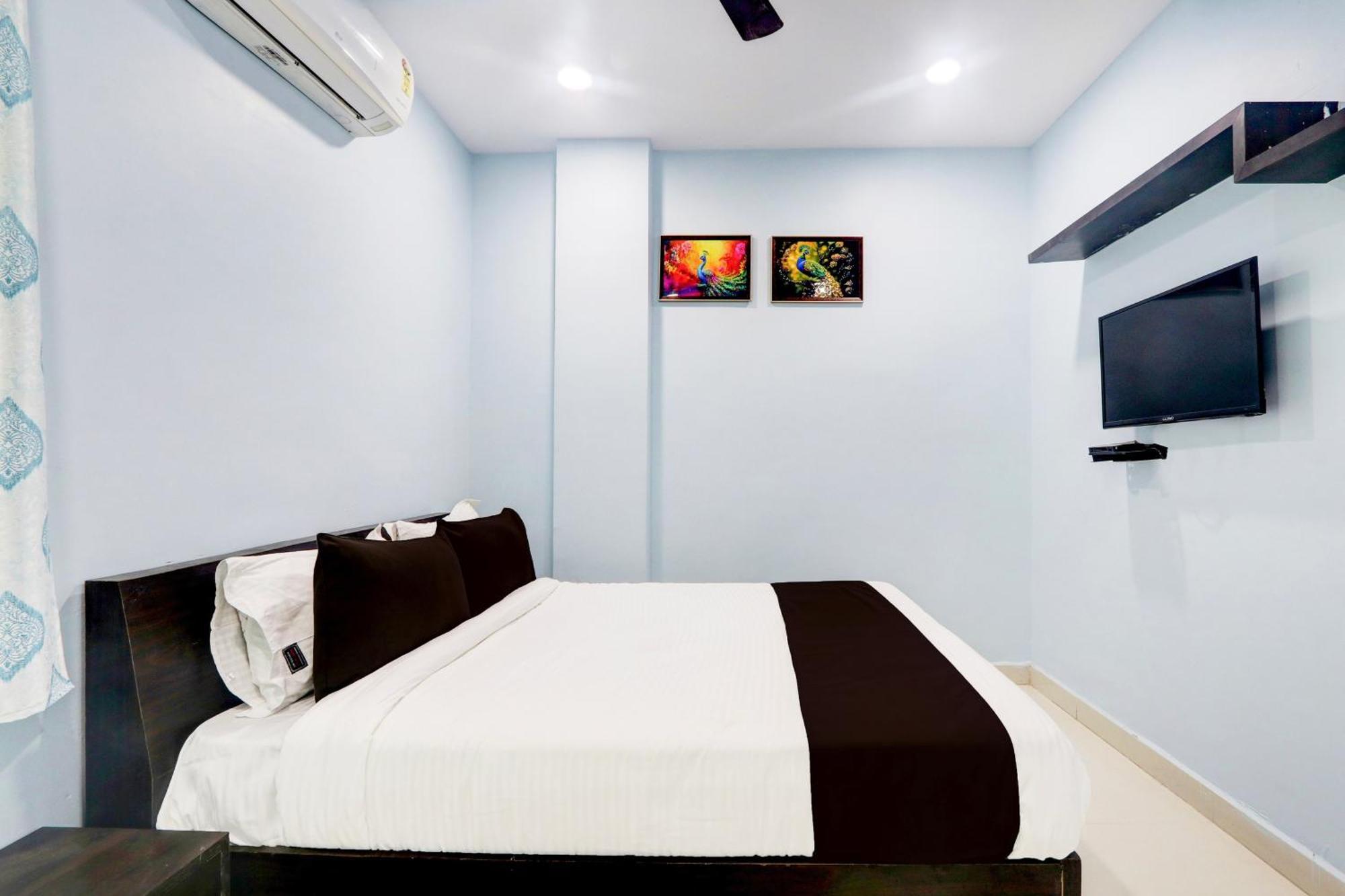 Hotel O Moon Light Nizamabad Kültér fotó